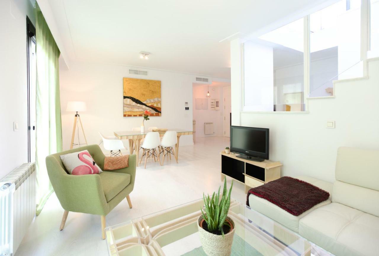 Apartamento De Diseno Con Jacuzzi Privado Granada Exterior foto