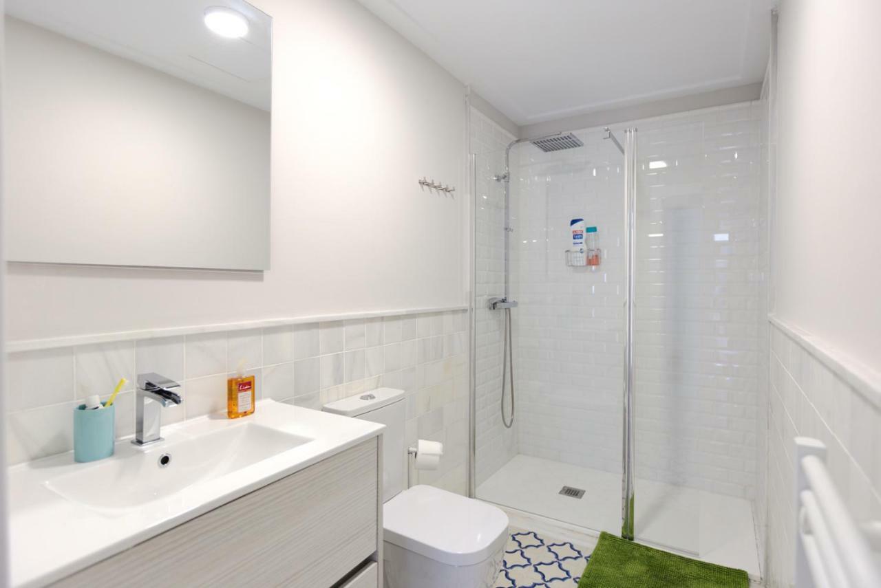 Apartamento De Diseno Con Jacuzzi Privado Granada Exterior foto